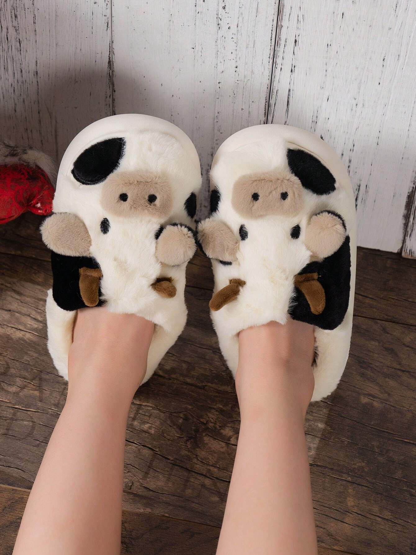 Cartoon Big Nose Bull Plush House Slippers